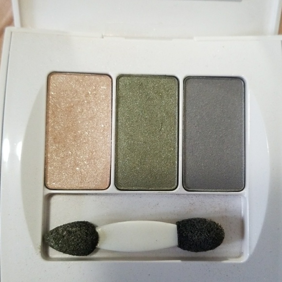 JAFRA Makeup Jafra Eyeshadow Palette Poshmark